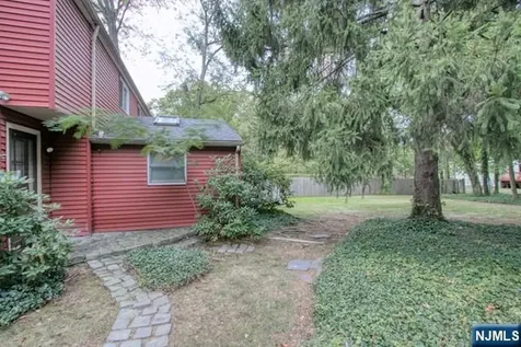 59 Buff Road Tenafly NJ 07670