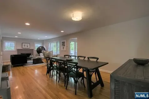 59 Buff Road Tenafly NJ 07670