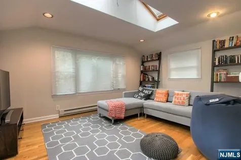 59 Buff Road Tenafly NJ 07670