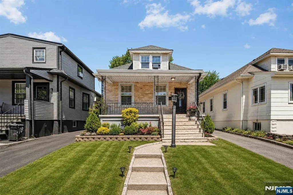 180 Hadley Avenue Clifton NJ 07011