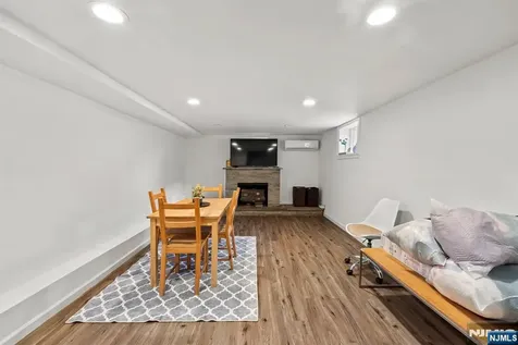 180 Hadley Avenue Clifton NJ 07011