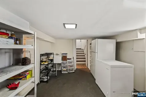 180 Hadley Avenue Clifton NJ 07011