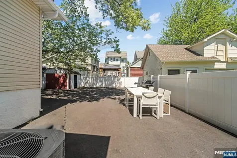 180 Hadley Avenue Clifton NJ 07011