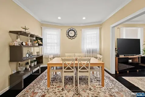 180 Hadley Avenue Clifton NJ 07011