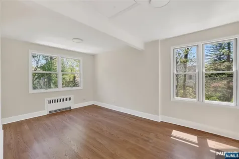 184 Old Short Hills Road Millburn NJ 07078