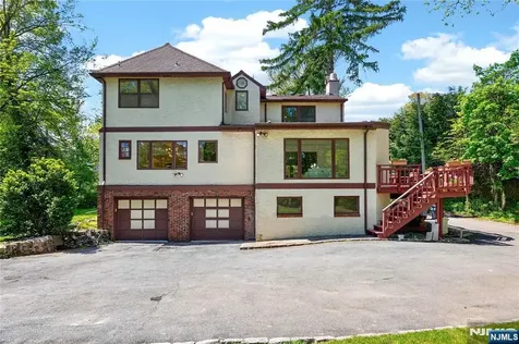 184 Old Short Hills Road Millburn NJ 07078