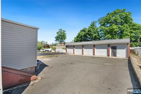 223 Montgomery Street Bloomfield NJ 07003