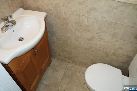 62 Reid Avenue Bergenfield NJ 07621