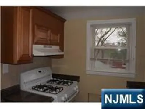 62 Reid Avenue Bergenfield NJ 07621