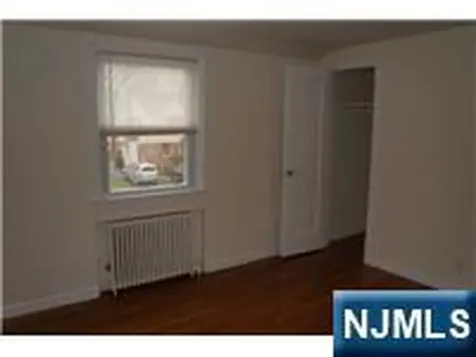 62 Reid Avenue Bergenfield NJ 07621