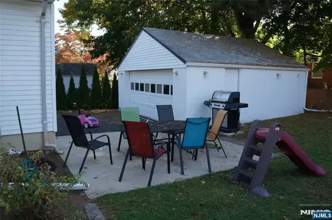 62 Reid Avenue Bergenfield NJ 07621