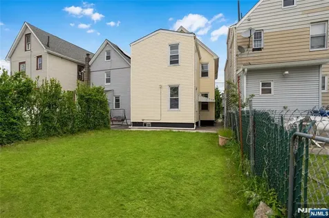 137 Central Avenue Hackensack NJ 07601