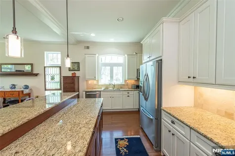 2 Harrison Way Mount Arlington Boro NJ 07856