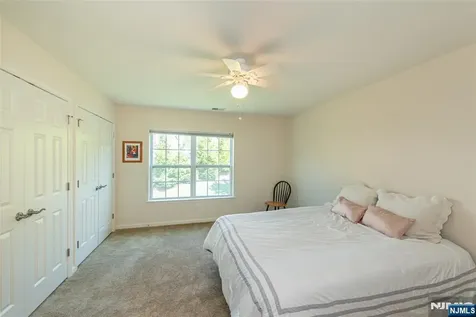 2 Harrison Way Mount Arlington Boro NJ 07856