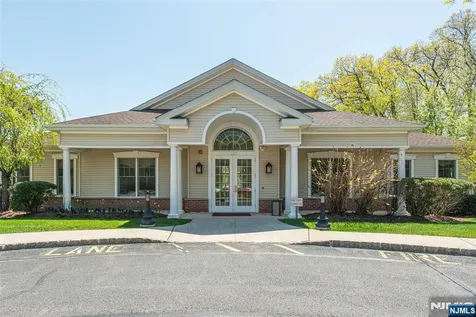 2 Harrison Way Mount Arlington Boro NJ 07856