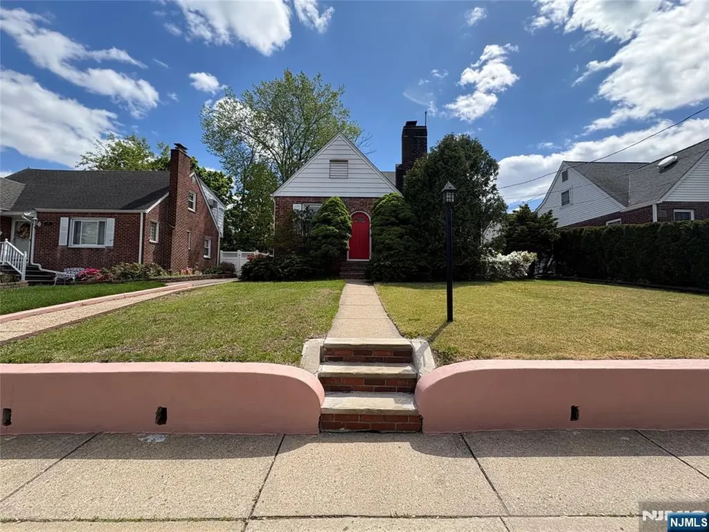 40 Sylvan Avenue Bergenfield NJ 07621