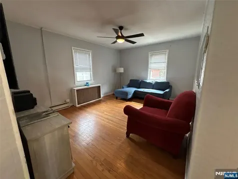 40 Sylvan Avenue Bergenfield NJ 07621