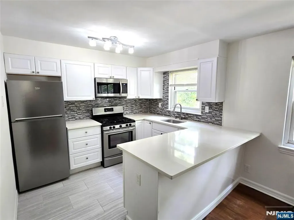 465 Maple Hill Drive Hackensack NJ 07601