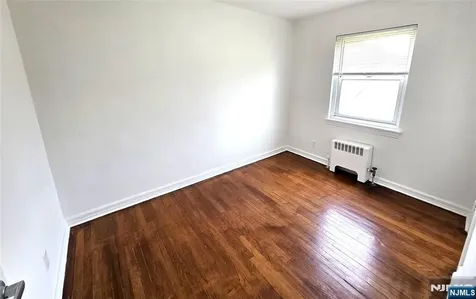 465 Maple Hill Drive Hackensack NJ 07601