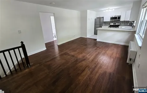 465 Maple Hill Drive Hackensack NJ 07601