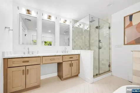 63 Park Avenue Wyckoff NJ 07481