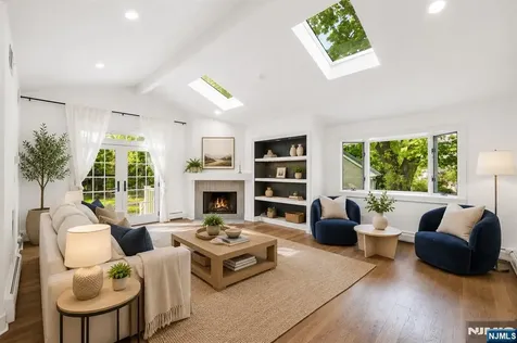 63 Park Avenue Wyckoff NJ 07481