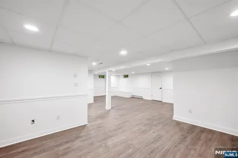 63 Park Avenue Wyckoff NJ 07481