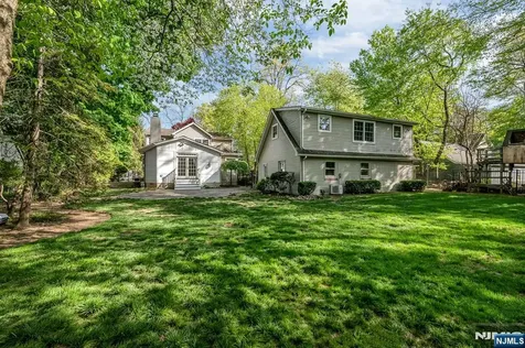 63 Park Avenue Wyckoff NJ 07481