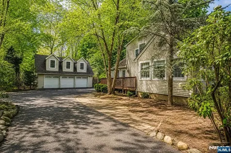 63 Park Avenue Wyckoff NJ 07481
