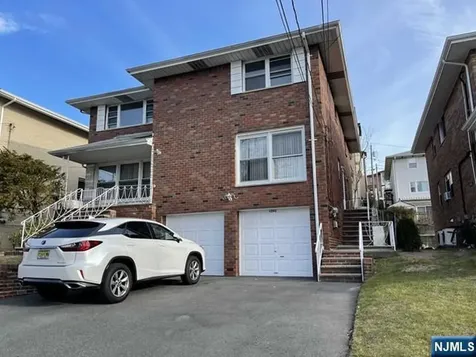 1542 10th Street Fort Lee NJ 07024