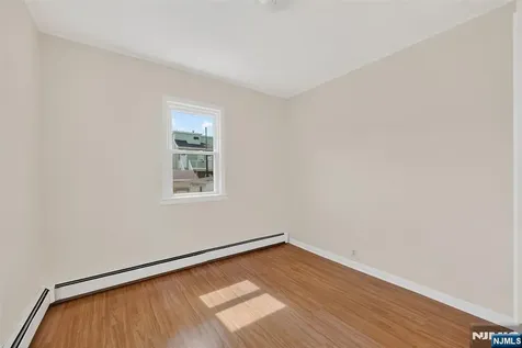 113 Wood Street Garfield NJ 07026