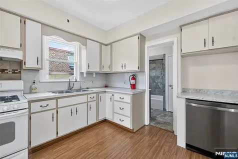 113 Wood Street Garfield NJ 07026
