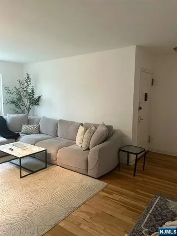 1480 Terrace Teaneck NJ 07666
