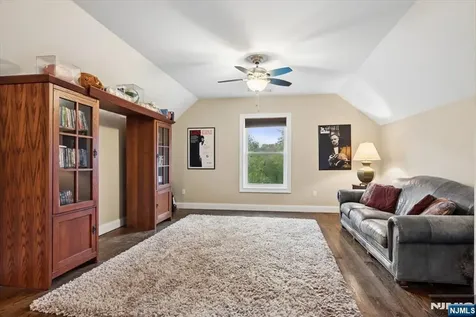 8 Forest Drive Mendham Borough NJ 07945