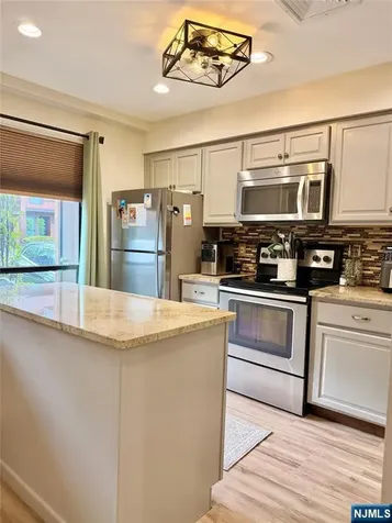 528 Upperway Wharton Borough NJ 07885