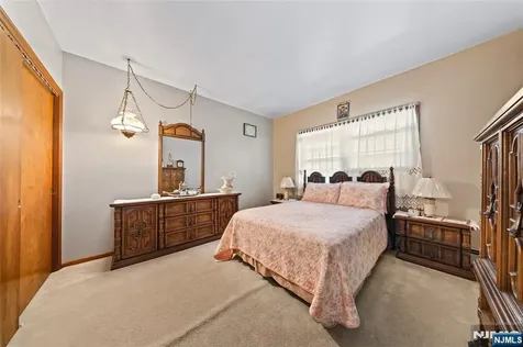 94 Maple Kearny NJ 07032