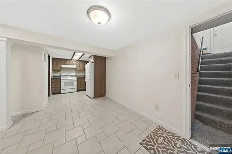 94 Maple Kearny NJ 07032