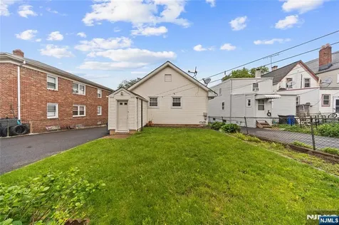 94 Maple Kearny NJ 07032