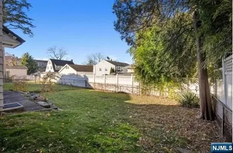 348 Orchard Terrace Bogota NJ 07603