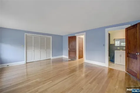 348 Orchard Terrace Bogota NJ 07603