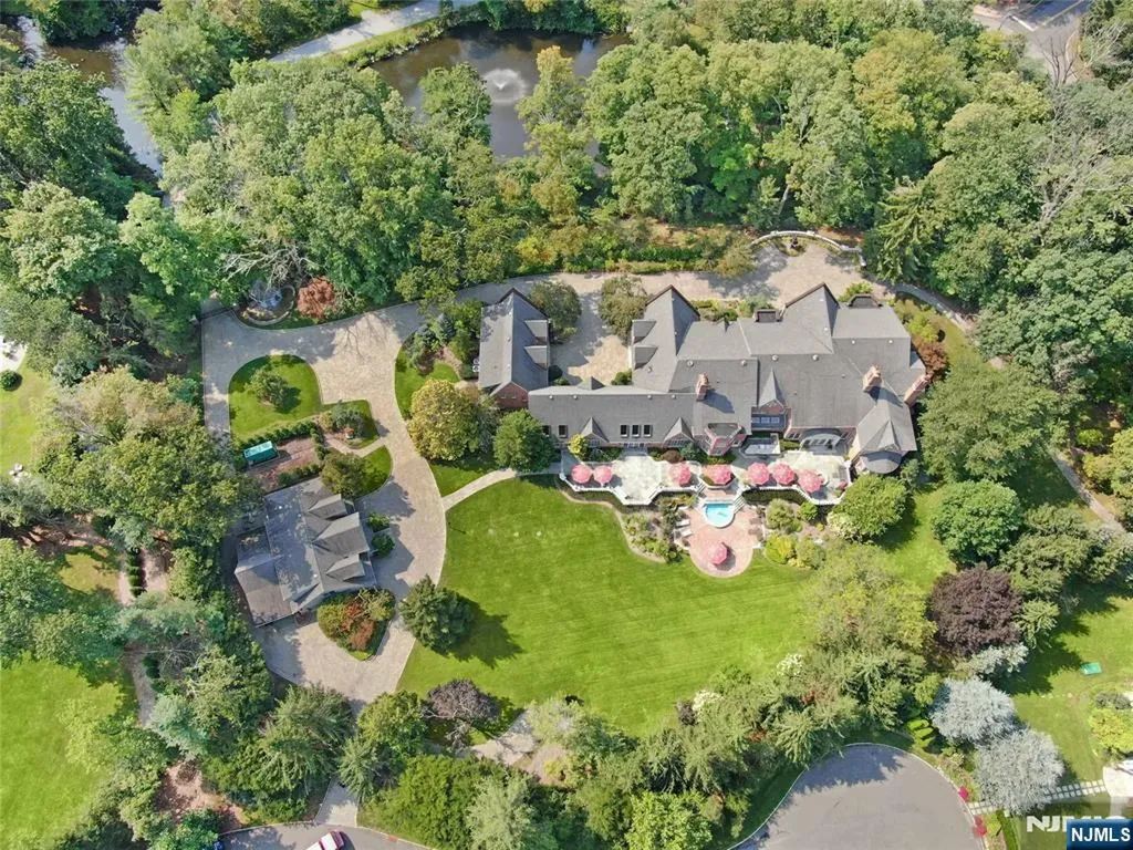 1055 High Mountain Road Franklin Lakes NJ 07417