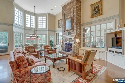 1055 High Mountain Road Franklin Lakes NJ 07417