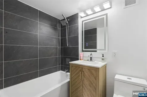 3 Horizon Road Fort Lee NJ 07024