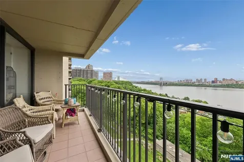 3 Horizon Road Fort Lee NJ 07024