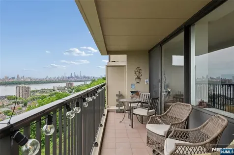 3 Horizon Road Fort Lee NJ 07024