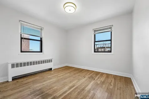 2329 Hudson Terrace Fort Lee NJ 07024