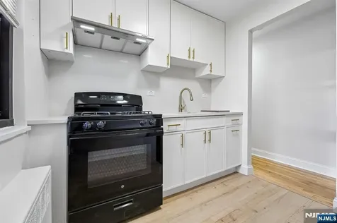 2329 Hudson Terrace Fort Lee NJ 07024