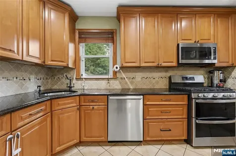 147 Terhune Avenue Passaic NJ 07055