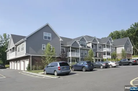 2-48 Grove Avenue Cedar Grove NJ 07009