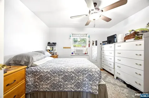 1241 Anderson Fort Lee NJ 07024